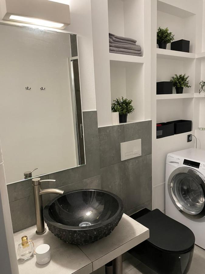 Grey Gucci Apartment City Center Warsaw Ngoại thất bức ảnh